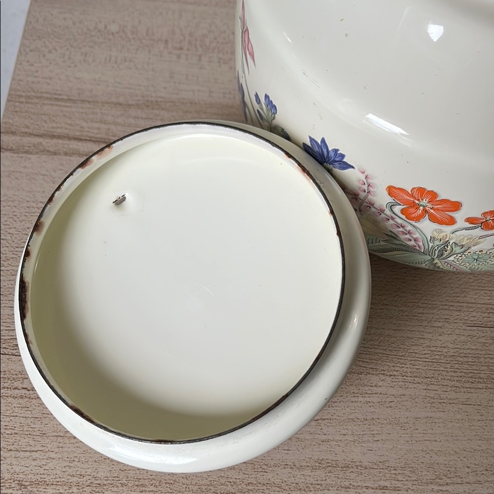 Floral Ceramic Teapot with Wooden Handle - Picture 10 of 13